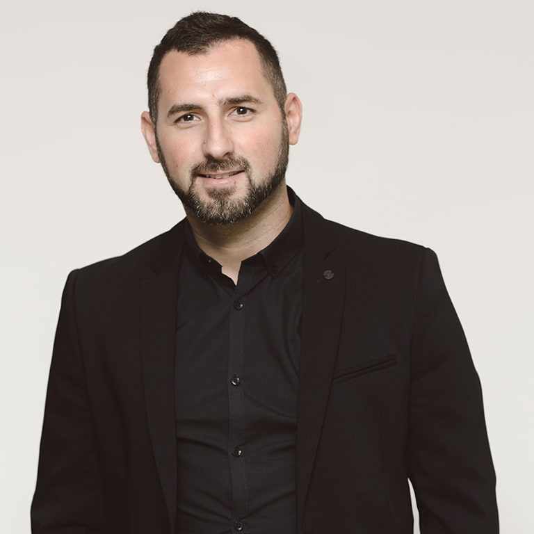 Cristian Piazza - instant Account Manager