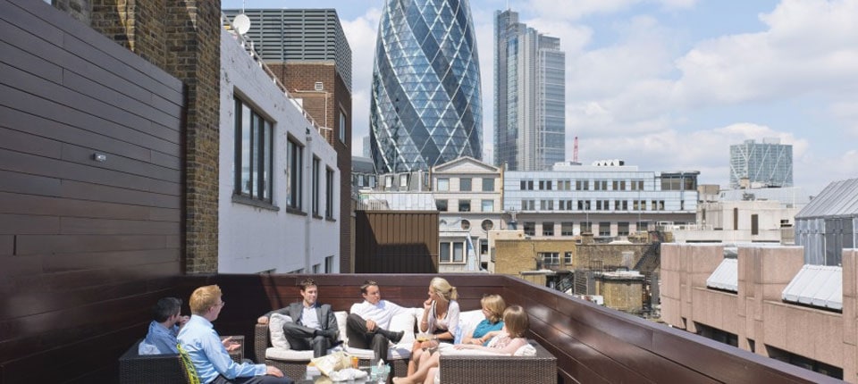 Workplace-luxuries-and-office-perks