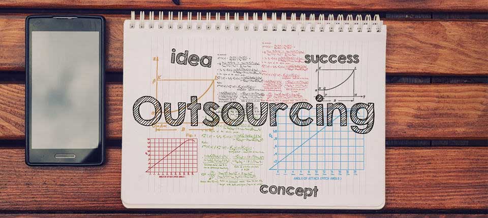 Benefits-and-Risks-of-Outsourcing-Instant-Offices